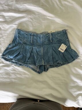 Free people denim skort (brand new)